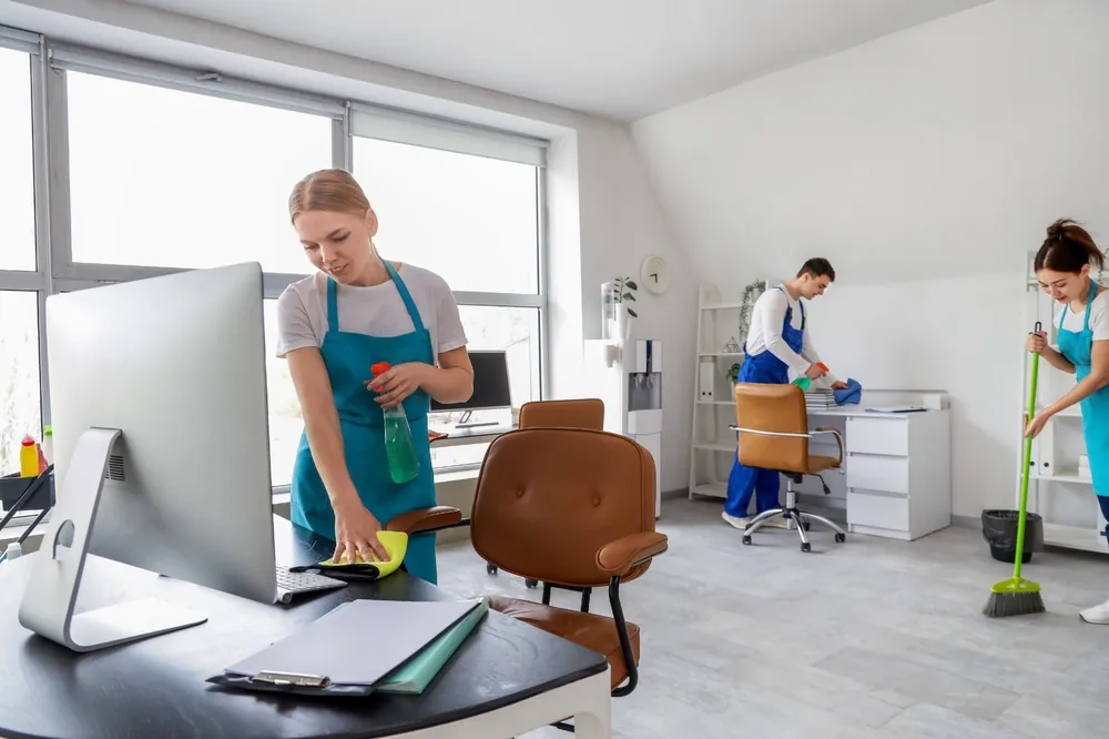 Commercial deep cleaning of a kitchen area